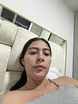 Snapshot of Sophie__Foxxx chatting on 03-10-26, 02:55 Sophie Foxxx online show from 03-10-26, 02:55