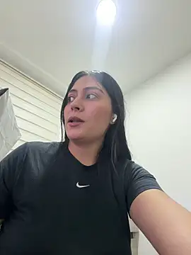 Snapshot of Sophie__Foxxx chatting on 03-26-26, 03:45 Sophie Foxxx online show from 03-26-26, 03:45