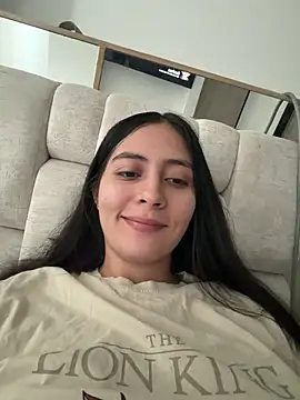 Snapshot of Sophie__Foxxx chatting on 04-28-26, 10:04 Sophie Foxxx online show from 04-28-26, 10:04