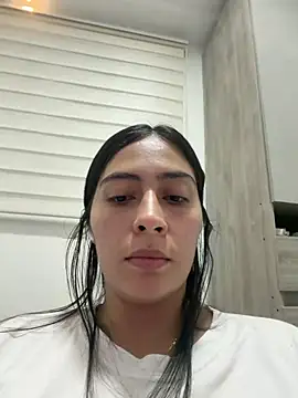 Snapshot of Sophie__Foxxx chatting on 07-01-26, 01:40 Sophie Foxxx online show from 07-01-26, 01:40