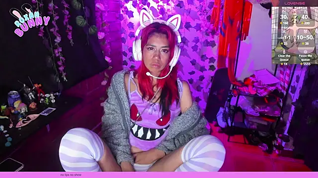 Roxanbunny1 online show from 02-19-25, 05:38