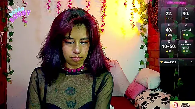 Roxanbunny1 online show from 11-27-25, 04:25