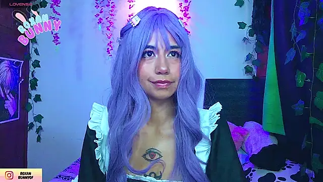 Roxanbunny1 online show from 12-23-25, 03:59