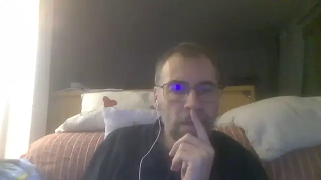 ptitcanard60600 online show from 10-23-25, 10:52