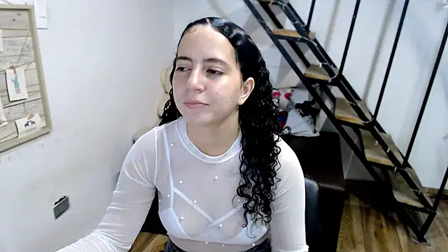 samantha baby  online show from 03-17-25, 08:19