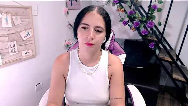 samantha baby  online show from 05-18-26, 10:04
