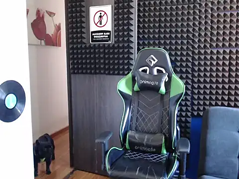 Curly Angel24 online show from 12-20-25, 05:09