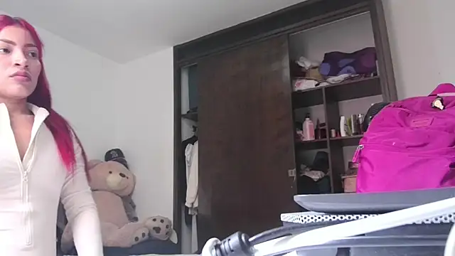 Snapshot of ari_sexy1 chatting on 12-03-25, 05:44 ari sexy1 online show from 12-03-25, 05:44