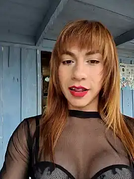 Snapshot of Evehampy chatting on 12-19-24, 09:38 Evehampy online show from 12-19-24, 09:38