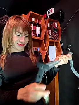 Snapshot of Evehampy chatting on 01-24-25, 09:58 Evehampy online show from 01-24-25, 09:58