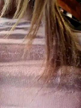 Snapshot of Evehampy chatting on 01-25-25, 09:04 Evehampy online show from 01-25-25, 09:04