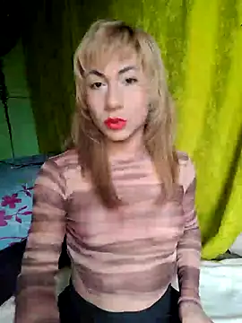 Snapshot of Evehampy chatting on 09-17-25, 06:53 Evehampy online show from 09-17-25, 06:53