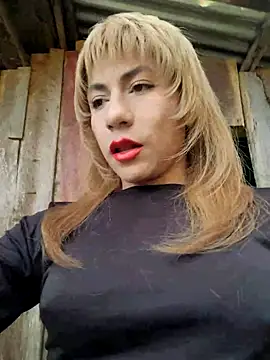 Snapshot of Evehampy chatting on 09-21-25, 09:05 Evehampy online show from 09-21-25, 09:05