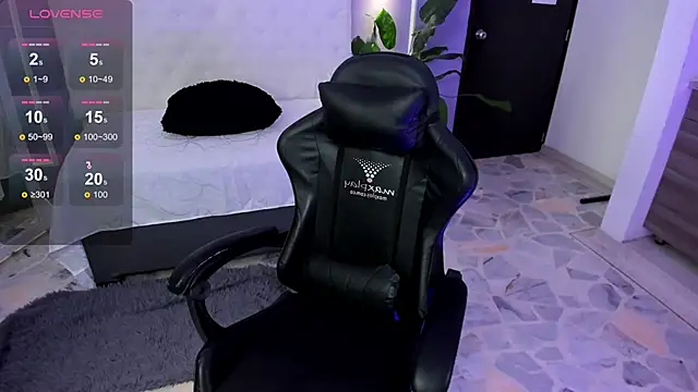 martinasaez online show from 12-13-25, 08:36