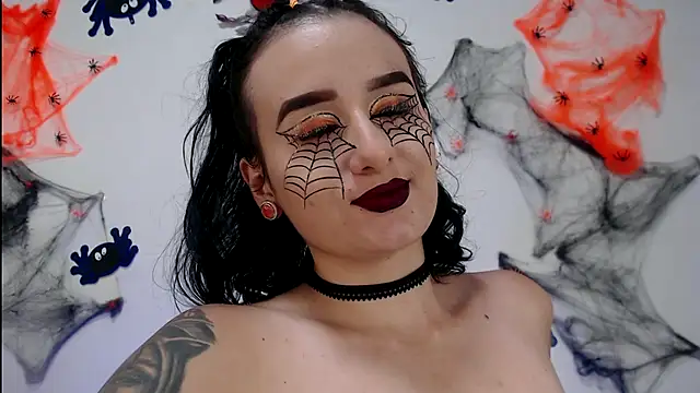 Snapshot of Sisirojas chatting on 10-16-25, 12:11 Sisirojas online show from 10-16-25, 12:11