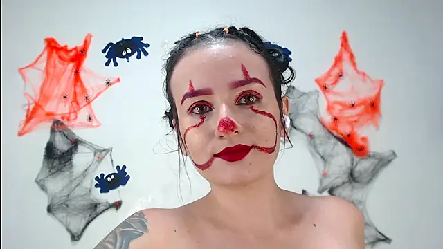 Snapshot of Sisirojas chatting on 10-17-25, 01:09 Sisirojas online show from 10-17-25, 01:09