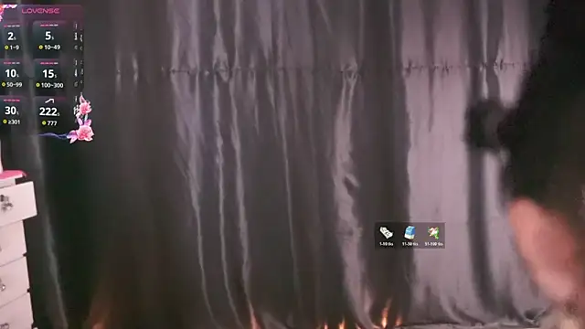 Snapshot of Sisirojas chatting on 10-28-25, 01:53 Sisirojas online show from 10-28-25, 01:53