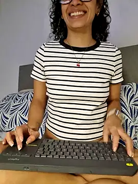 angela  98 online show from 04-25-26, 12:08