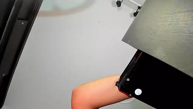 Apotheosis01 online show from 02-05-26, 11:37