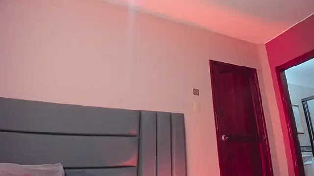 NoraDasilva online show from 02-22-25, 11:46