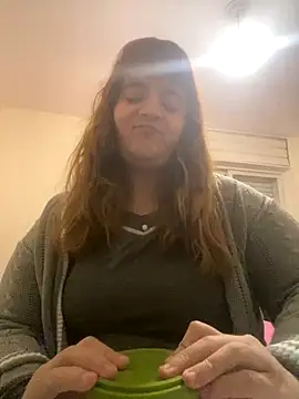 Bombon ok online show from 10-29-25, 02:58