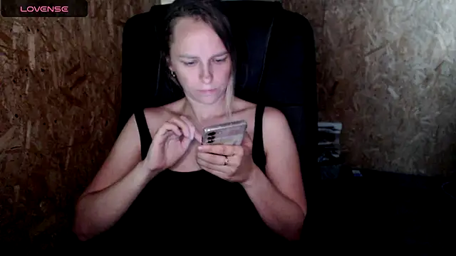 Snapshot of las_sweet chatting on 07-28-26, 02:13 las sweet online show from 07-28-26, 02:13