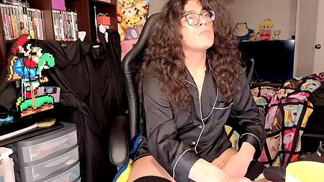 Snapshot of ShinyCherub chatting on 02-14-26, 03:03 ShinyCherub online show from 02-14-26, 03:03