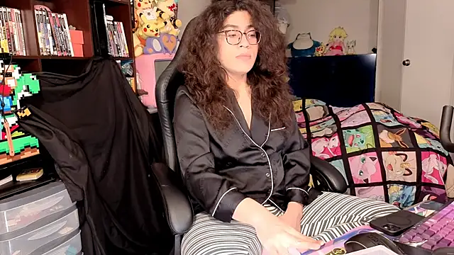 Snapshot of ShinyCherub chatting on 03-05-26, 08:27 ShinyCherub online show from 03-05-26, 08:27