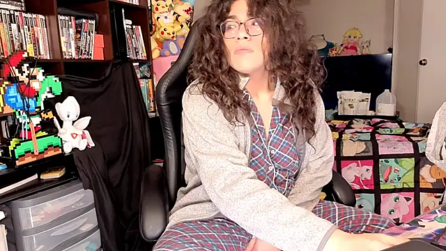 Snapshot of ShinyCherub chatting on 03-10-26, 02:27 ShinyCherub online show from 03-10-26, 02:27