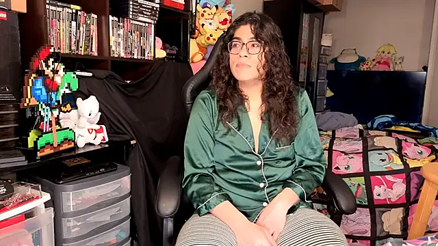 Snapshot of ShinyCherub chatting on 03-27-26, 10:48 ShinyCherub online show from 03-27-26, 10:48