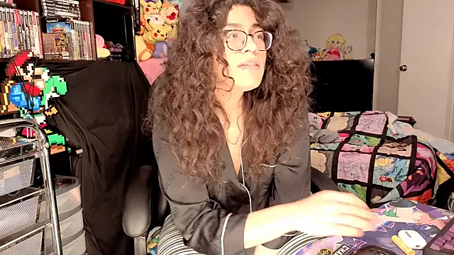 Snapshot of ShinyCherub chatting on 04-10-26, 09:25 ShinyCherub online show from 04-10-26, 09:25