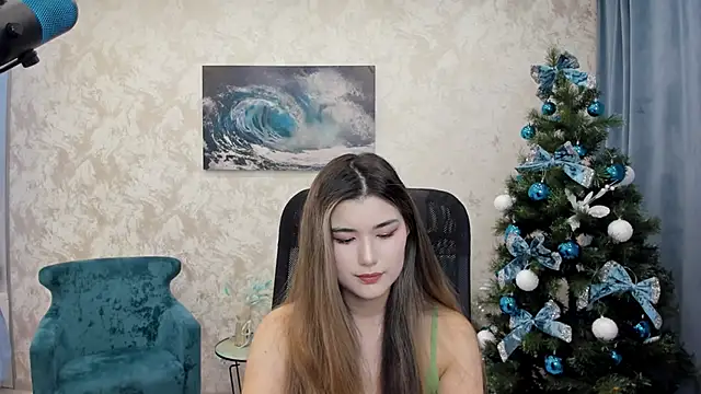 AnneTLi online show from 12-15-24, 03:34