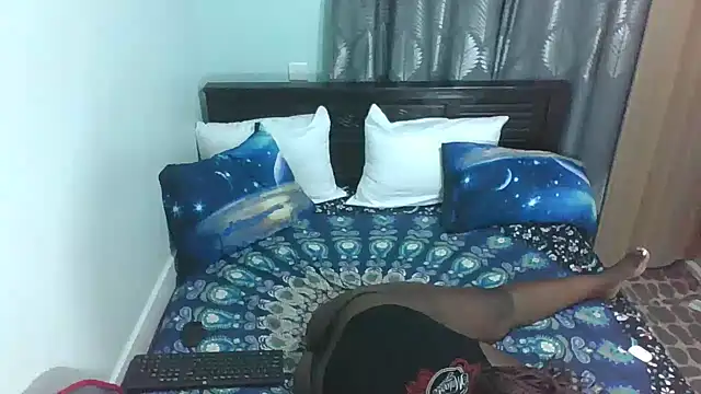 Darkberry online show from 11-02-25, 08:11