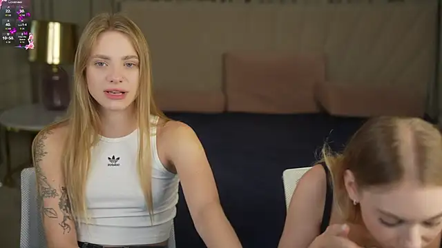 Snapshot of Angy_Netal chatting on 09-17-25, 06:59 Angy Netal online show from 09-17-25, 06:59