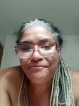 Snapshot of Delicy1 chatting on 01-04-25, 05:37 Delicy1 online show from 01-04-25, 05:37