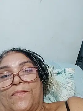 Snapshot of Delicy1 chatting on 02-25-25, 10:39 Delicy1 online show from 02-25-25, 10:39