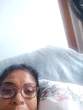 Delicy1 online show from 02-25-26, 07:12