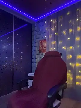 Queen of pain online show from 12-18-25, 06:08