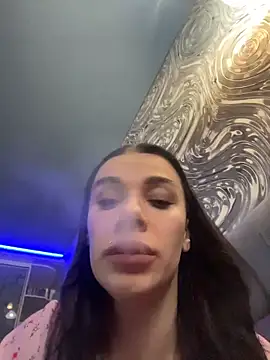 Queen of pain online show from 12-21-25, 07:04