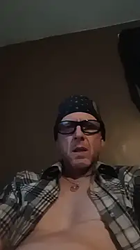 Snapshot of Sparky101 chatting on 07-18-26, 11:25 Sparky101 online show from 07-18-26, 11:25