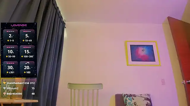 Snapshot of sexual__queen chatting on 01-27-25, 10:06 sexual queen online show from 01-27-25, 10:06