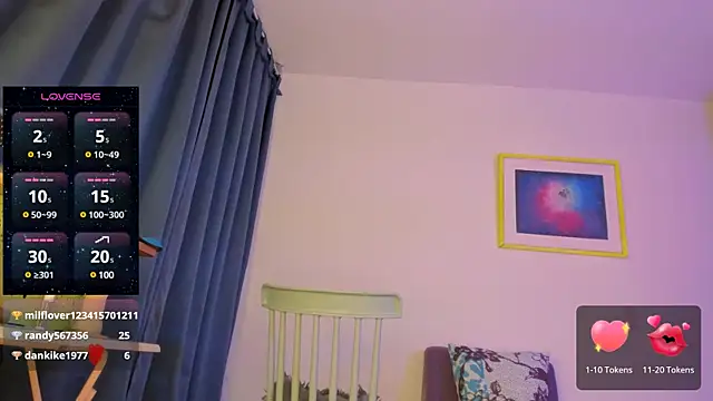 Snapshot of sexual__queen chatting on 03-07-25, 06:43 sexual queen online show from 03-07-25, 06:43