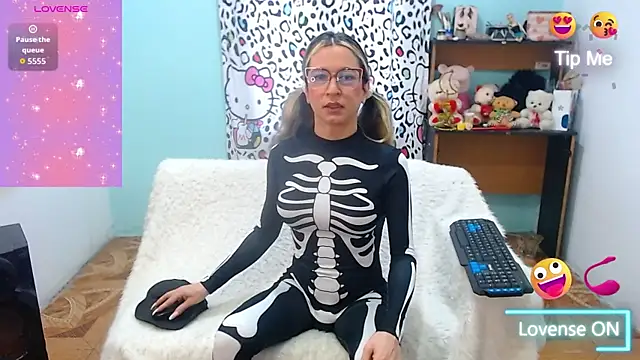 heidy sweetts online show from 10-26-25, 11:16