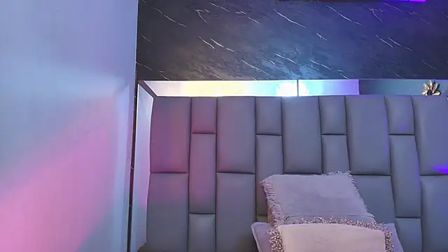  MiaBrown  online show from 10-06-25, 12:02