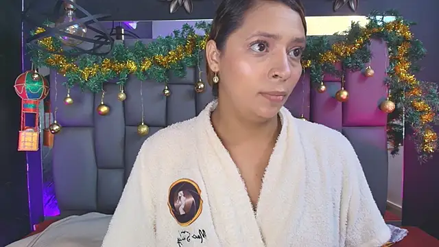  MiaBrown  online show from 12-20-25, 12:23