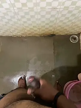 Snapshot of Honeydick7 chatting on 12-19-24, 05:51 Honeydick7 online show from 12-19-24, 05:51