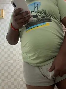 Honeydick7 online show from 01-17-26, 04:17