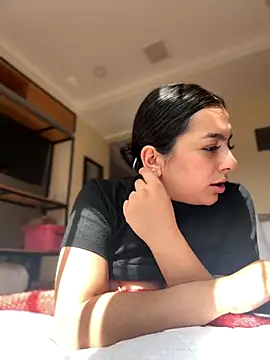 Nicollemays online show from 11-07-25, 02:28