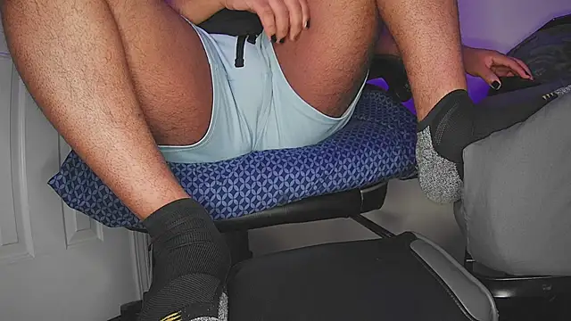 Snapshot of teaser4_ chatting on 02-02-25, 04:48 teaser4 online show from 02-02-25, 04:48