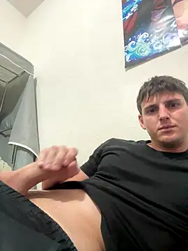 Snapshot of Thor_691 chatting on 11-25-25, 04:12 Thor 691 online show from 11-25-25, 04:12